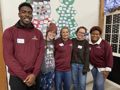 Student leaders embody Ut Prosim through month of service learning